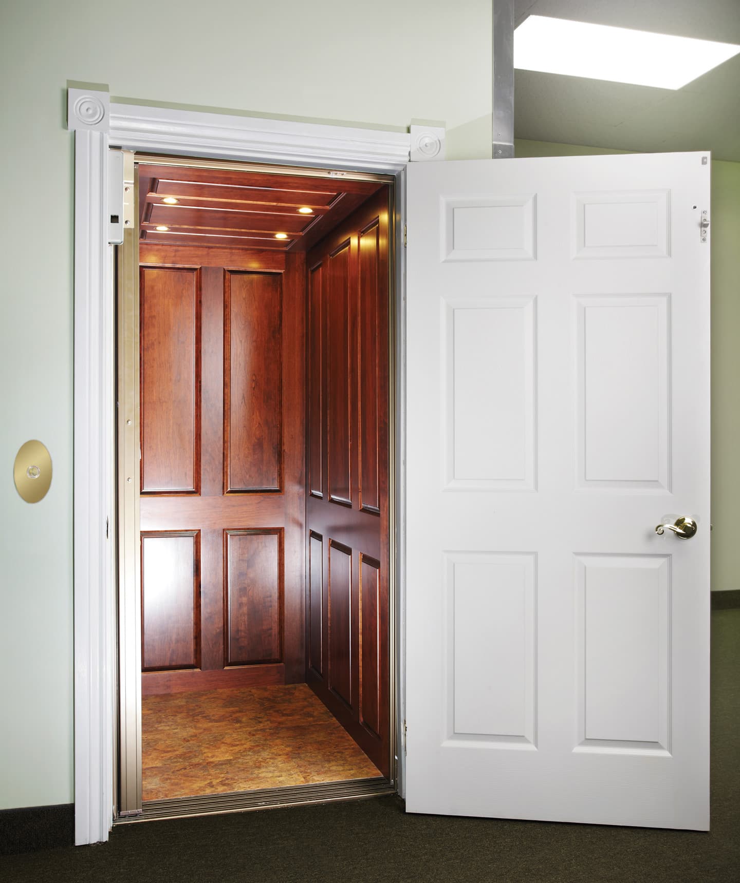 Savaria  Eclipse Home Elevator