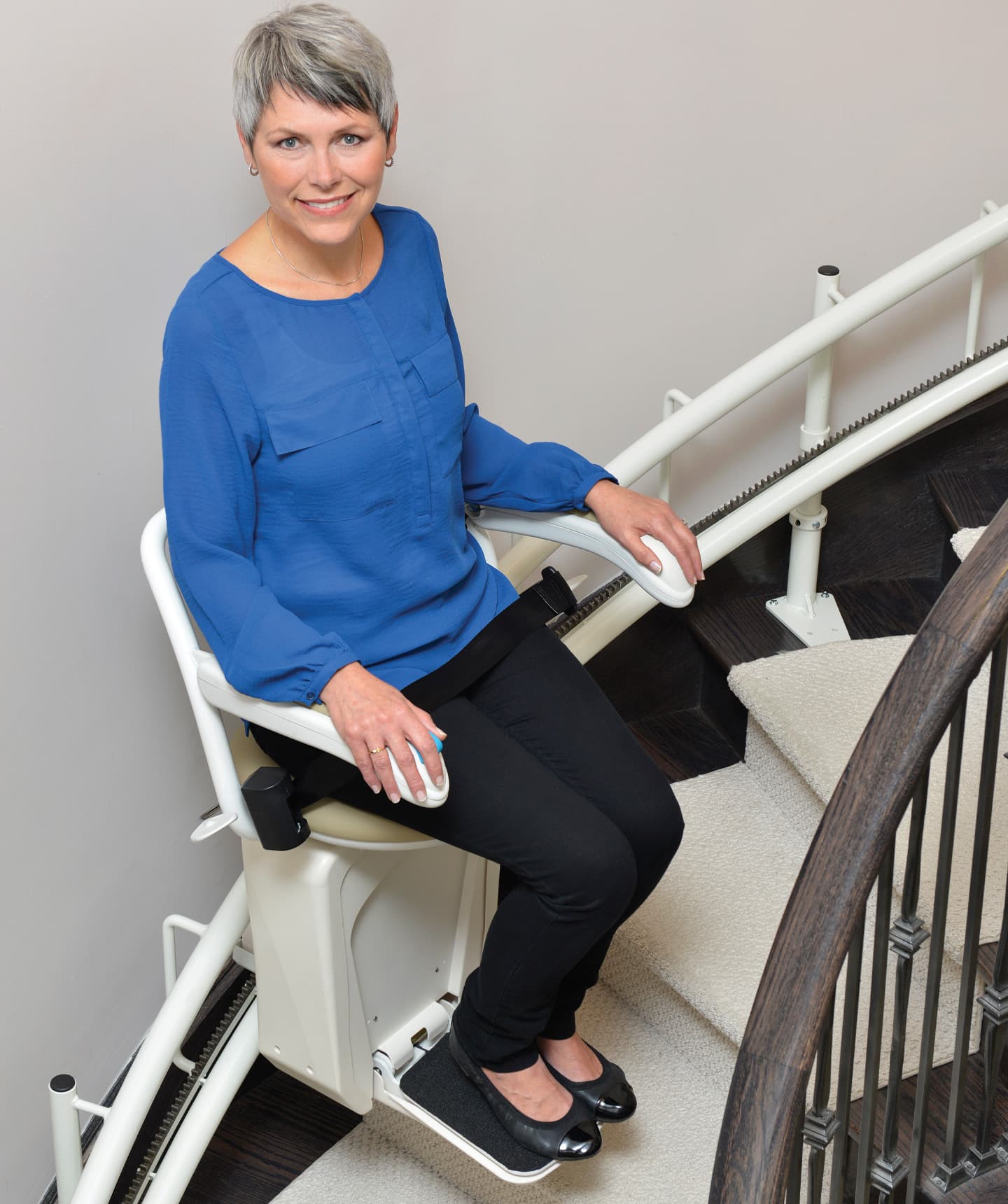 stairfriend curved stairlift 6