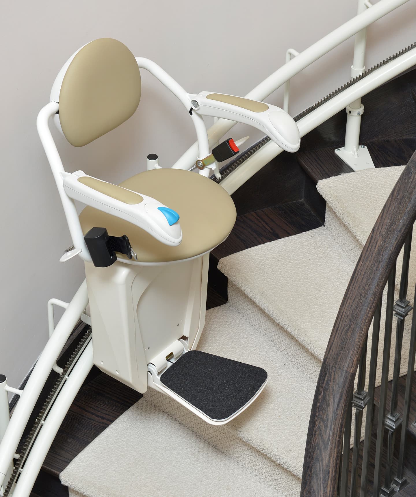 stairfriend curved stairlift 8