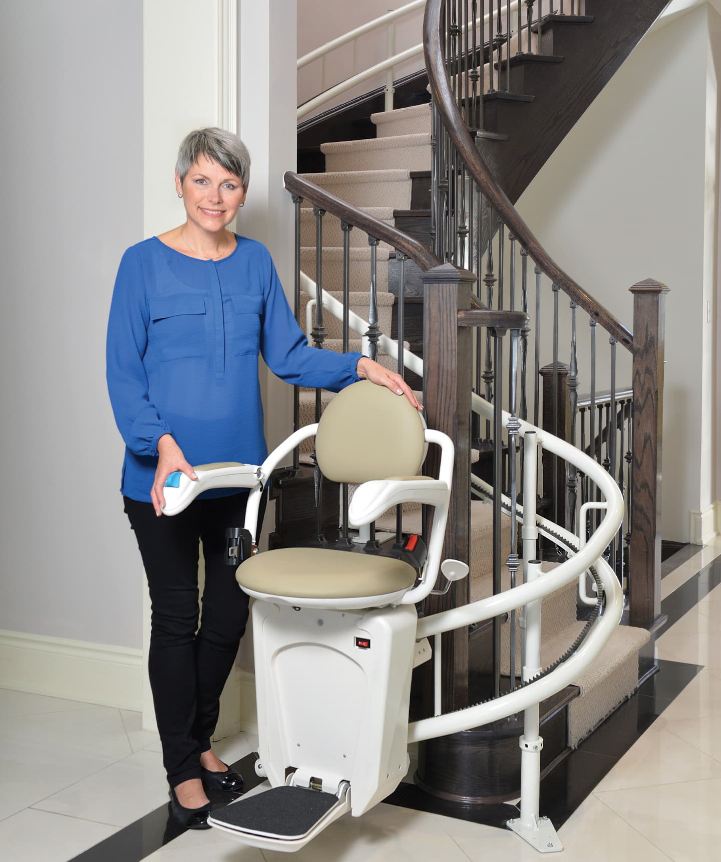 stairfriend curved stairlift 4