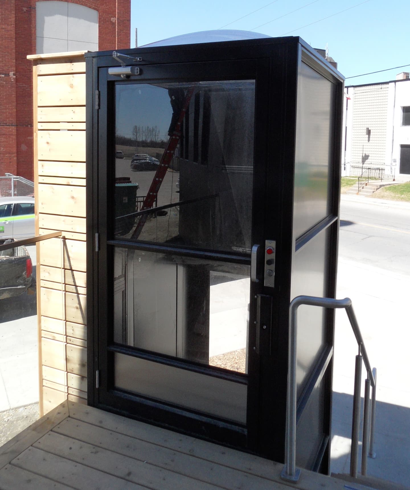 Savaria V-1504 Enclosed Vertical Platform Lift 4